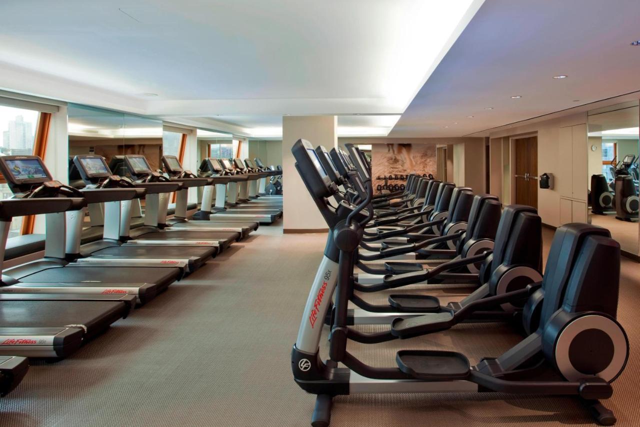 Hotel The Westin New York At Times Square Esterno foto The gym at the Mandarin Oriental, London